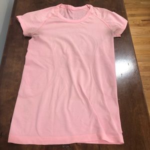 Lululemon athletic top